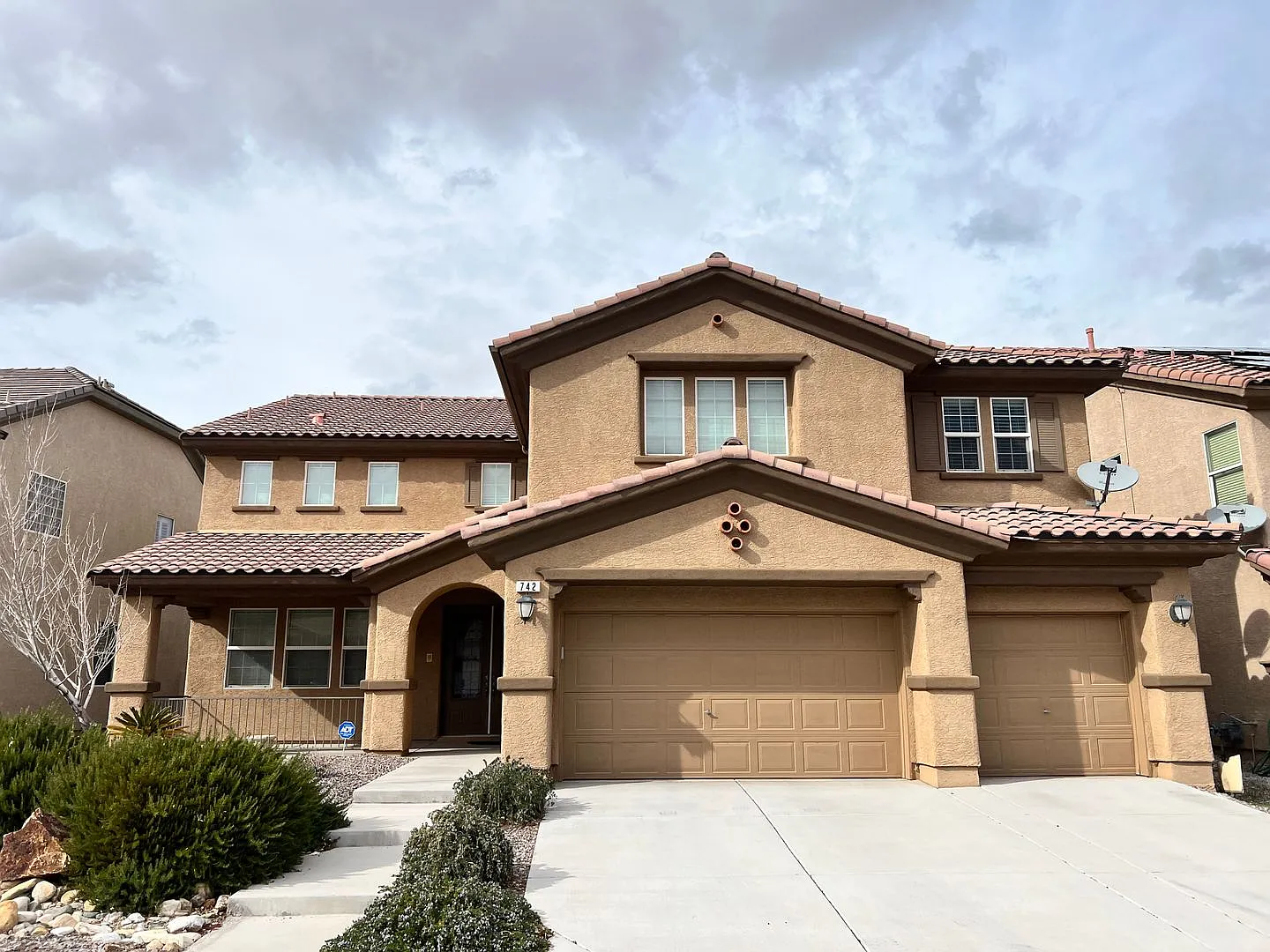 SW Las Vegas — Photo 1