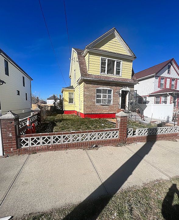 2nd image of 13741 135th Ave