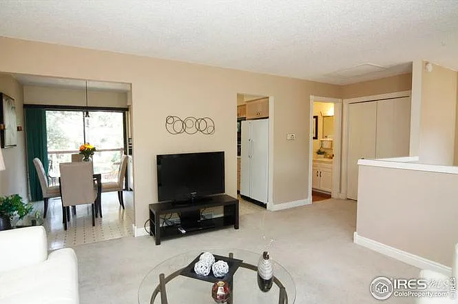5441 White Pl — Photo 14