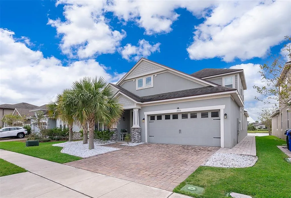 5 bed, 4.5 bath, 2937 sqft, $3,600 — Photo 2