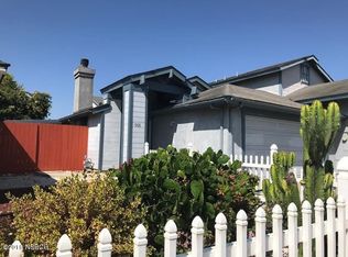 905 Aster Ln, Lompoc, CA 93436