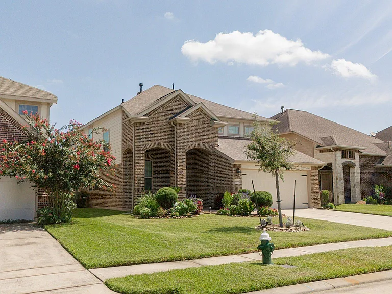 13303 Davenport Hills Ln — Photo 36