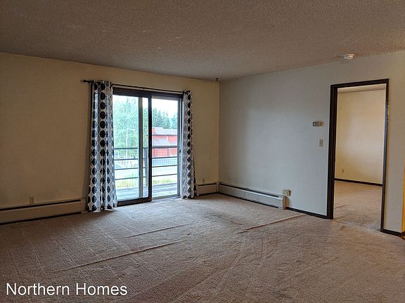 4th image of 4953 Dartmouth Dr APT 1