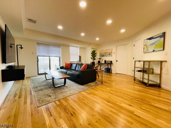 40-44 Rome St APT 6