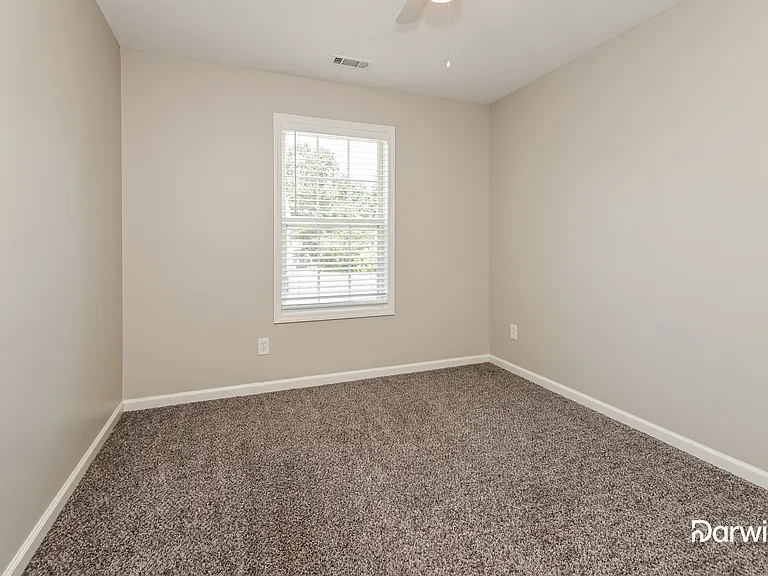 64 Maple Hill Dr — Photo 12