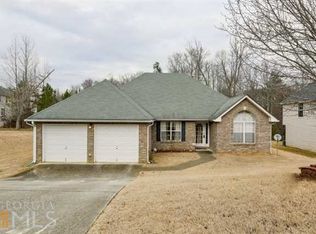 5534 Wind River Ln, Powder Springs, GA 30127