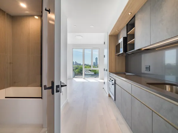 151 Carlton Avenue 8D image 10 of 10
