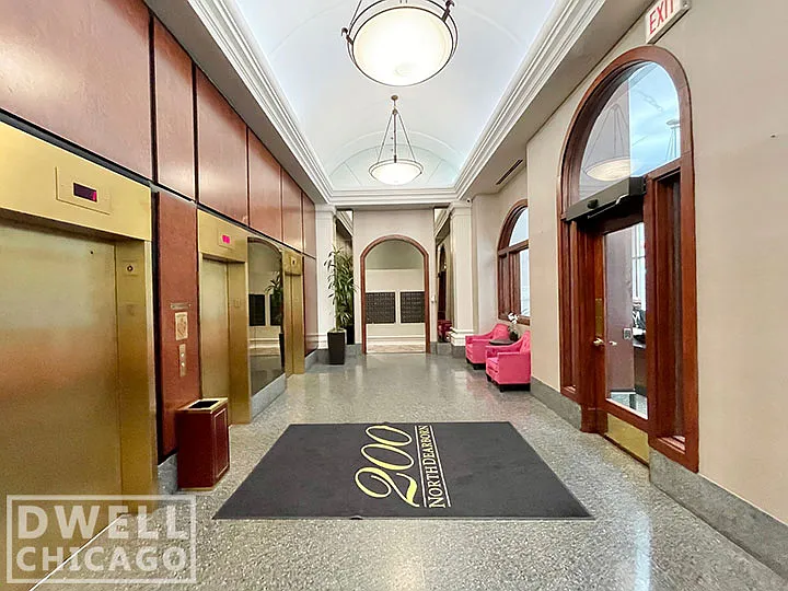 200 N Dearborn St #2701 — Photo 12