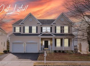 9 Bristol Rd, Manalapan, NJ 07726