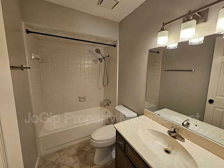 602 Prairie Dell St — Photo 12
