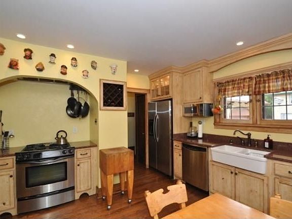 5th image of this home
