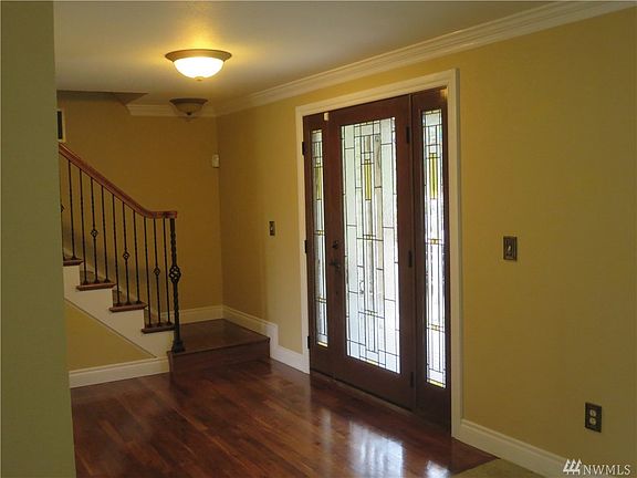 2nd image of 8212 Zircon Dr SW