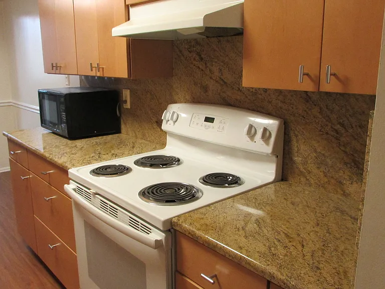 15100 Interlachen Dr #821 — Photo 23