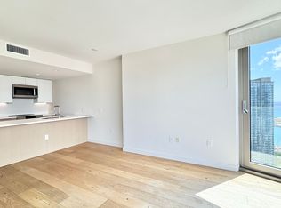 1001 Queen St #3315, Honolulu, HI 96814