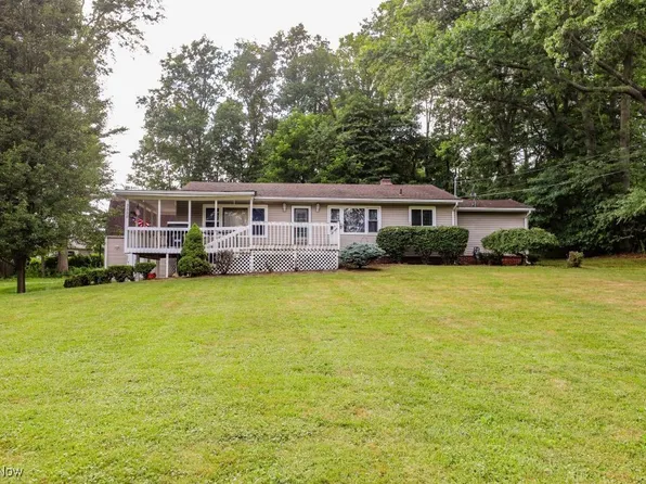 3559 Gary Dr, Mogadore, OH 44260