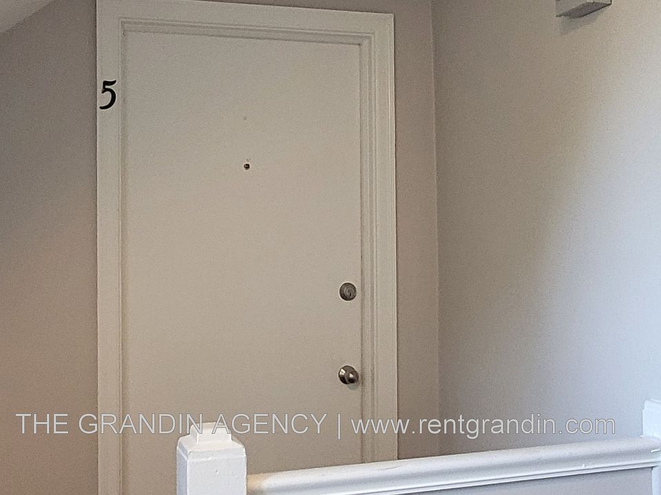 2703 Broad St NW Roanoke, VA Zillow