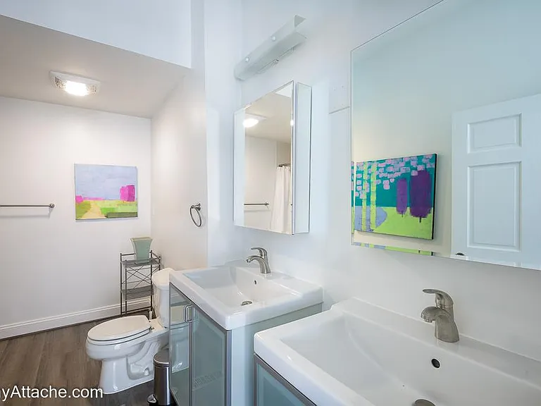 224 E St NE — Photo 27