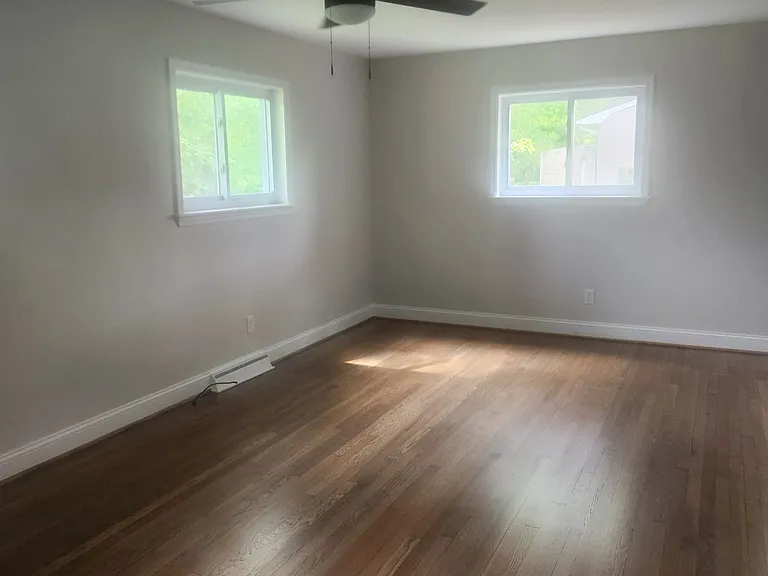 107 Chestnut Dr — Photo 10