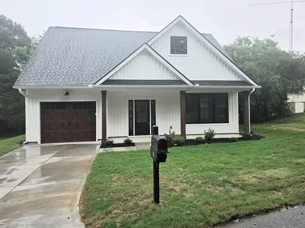 10 N Azalea St, Liberty, SC 29657