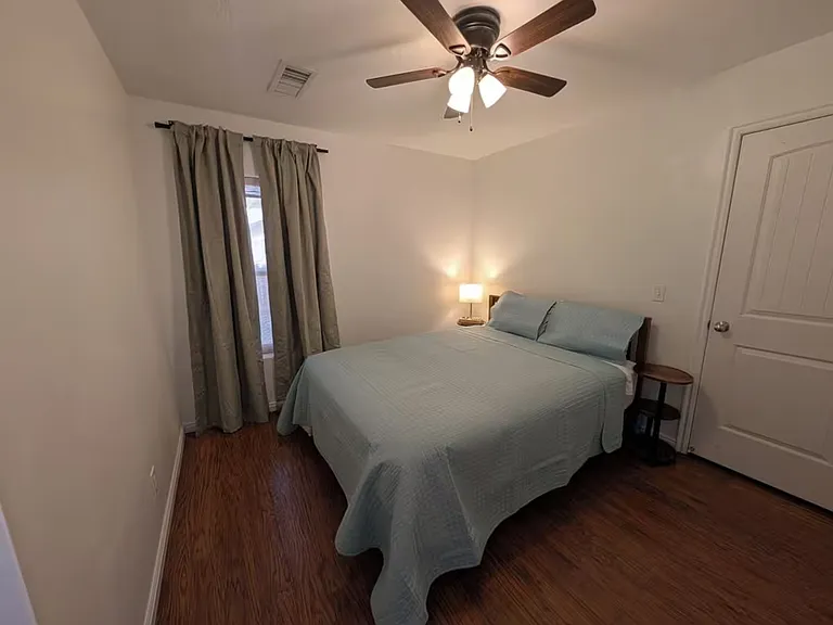 822 Village Dr — Photo 6