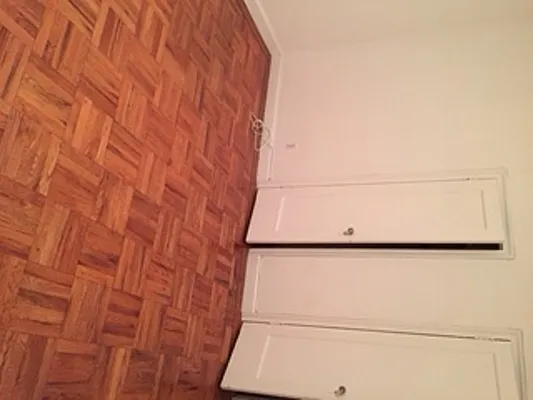 Rented by John Tsavalos LREB | media 7