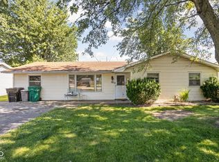 10094 Edgewood Rd, Brownsburg, IN 46112