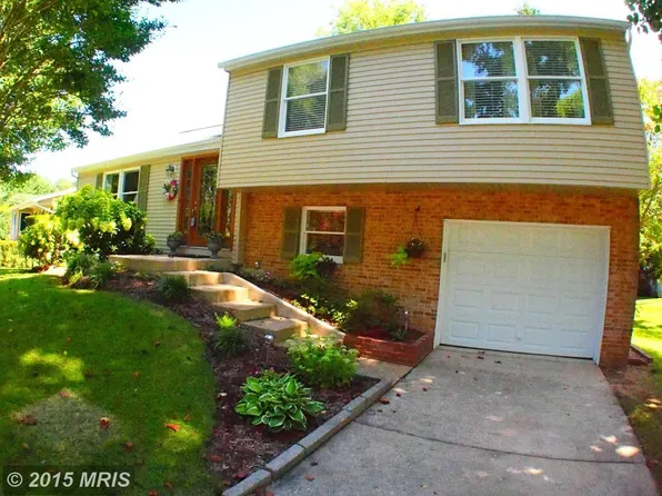 1129 Old Stone Ln, Arnold, MD 21012