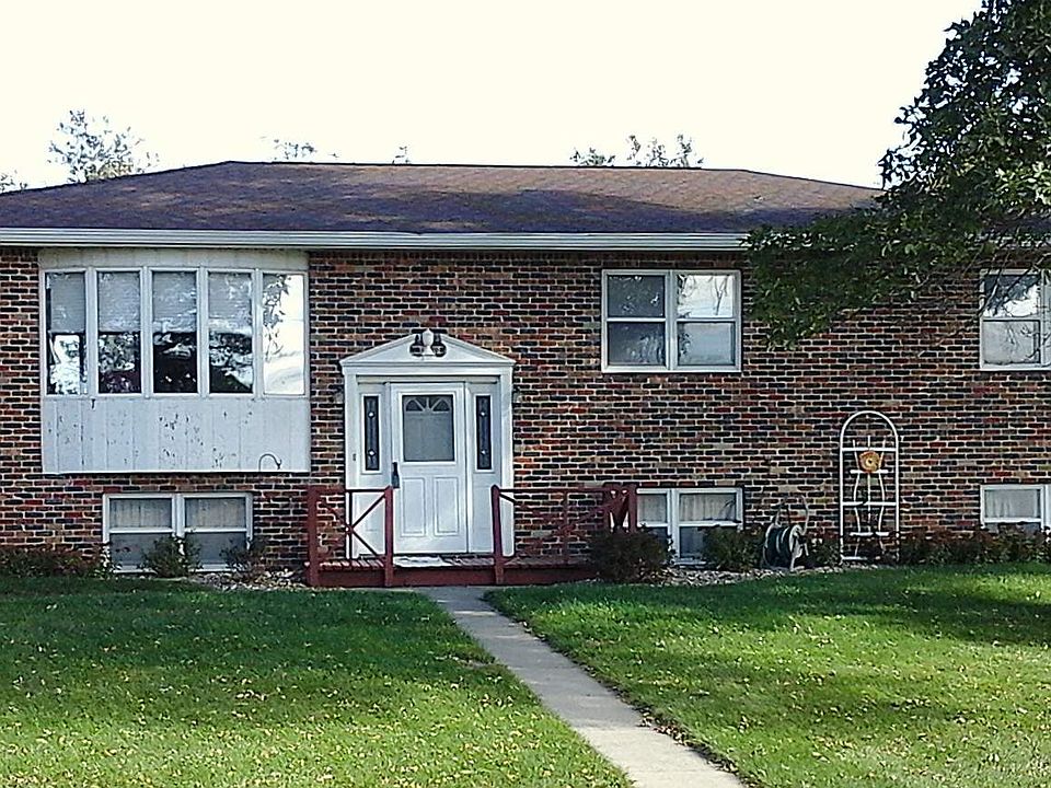 1st image of 2677 Hawthorne Ave