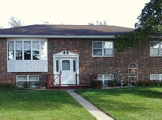 2677 Hawthorne Ave, Janesville, IA 50647