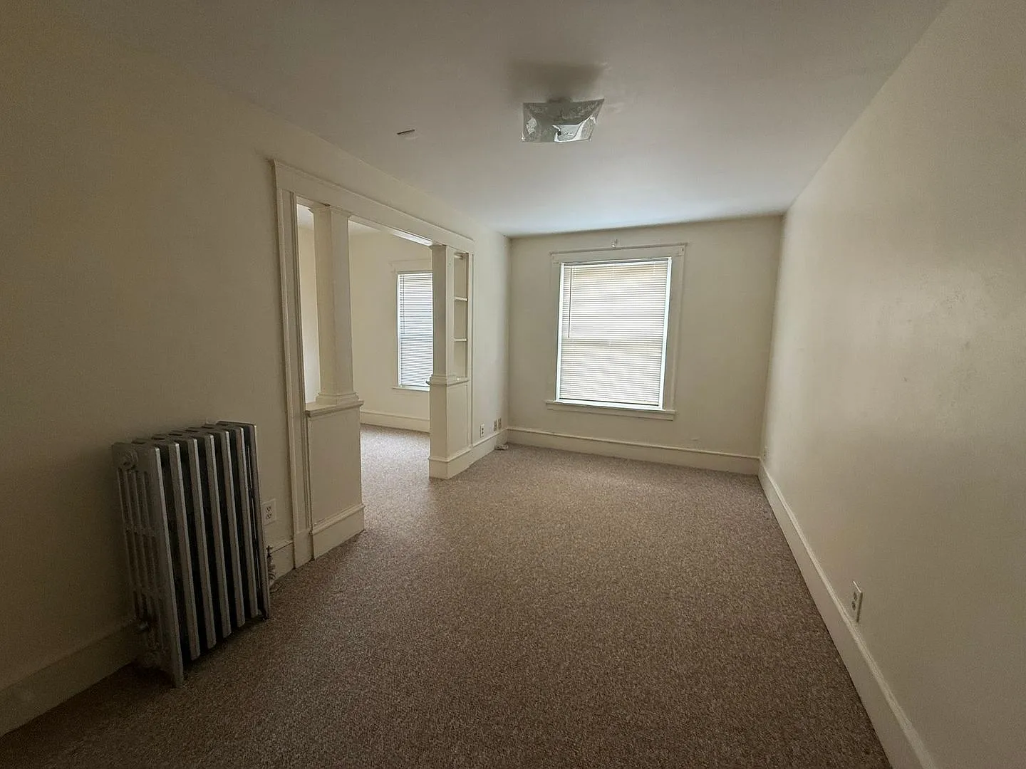 Studio Available Now! Bonus Alcove, Gas Stove — Photo 2