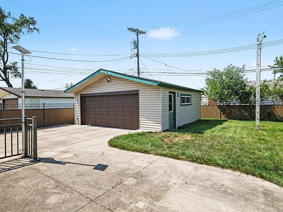 18039 Summer Ln S, photo 21