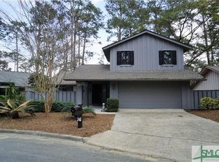 36 Village Green Cir, Savannah, GA 31411