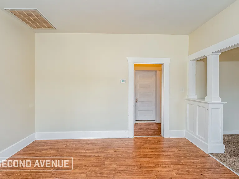 3201 Avenue E — Photo 5