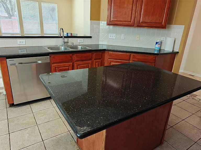15319 Truslow Point Ln — Photo 38