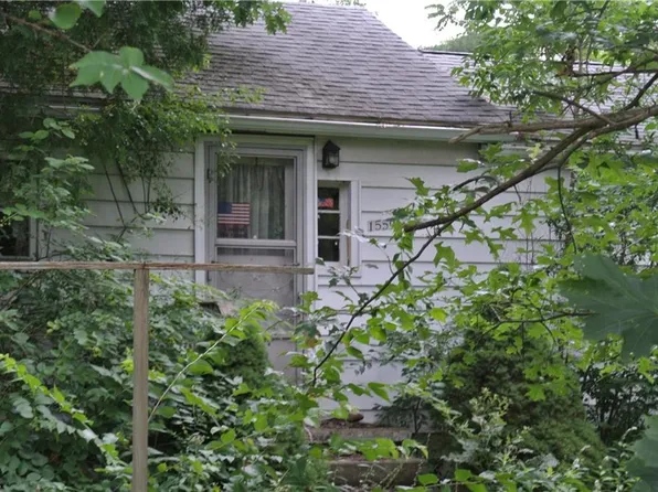 1559 Tallmadge Rd, Kent, OH 44240