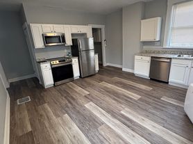 123 4th Ave, Dayton, KY