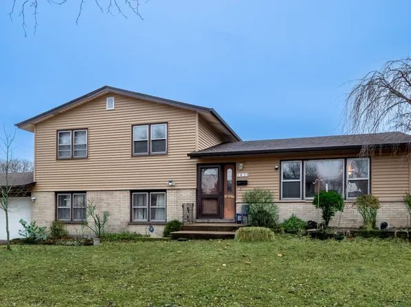 1411 S Robert Dr, Mount Prospect, IL 60056