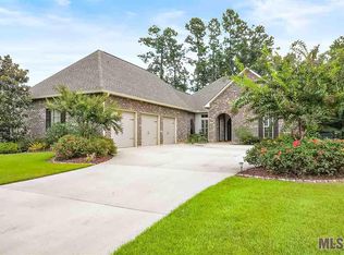 23416 Noble Oak Dr, Springfield, LA 70462