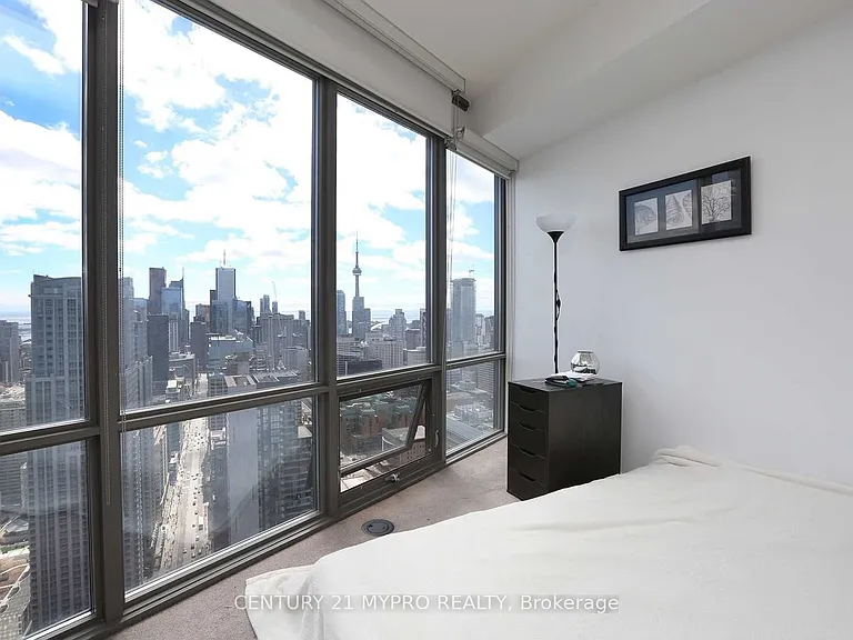 832 Bay St #4508 — Photo 7