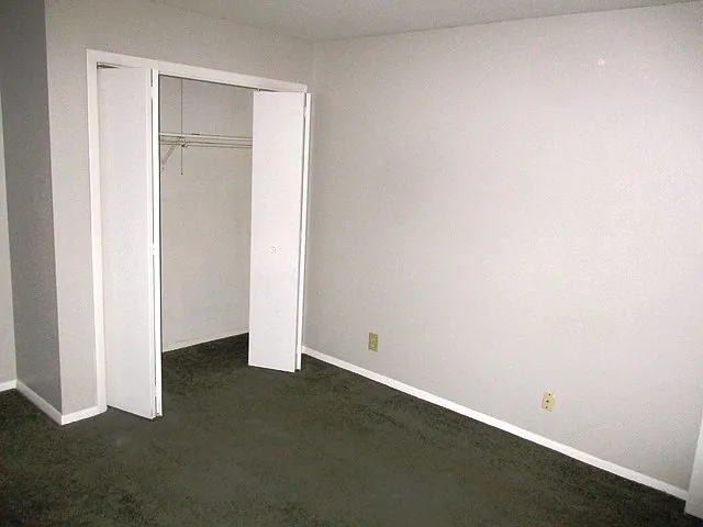 1516 Woods Ave — Photo 5
