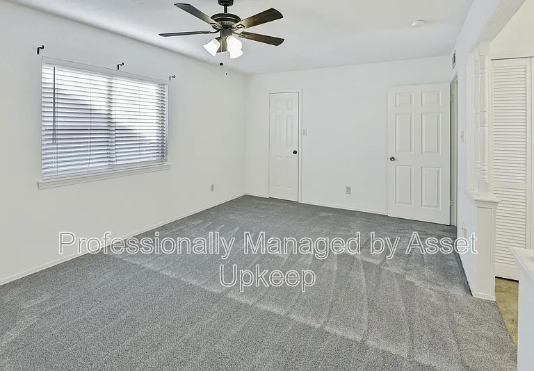 1306 Clearview Dr — Photo 16