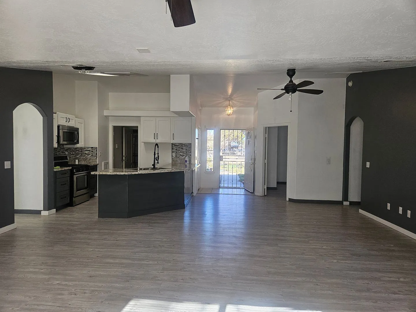 4 Bedroom Apple Valley Home — Photo 3