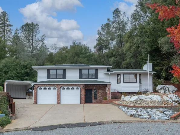 909 Rocky Hill Rd, Murphys, CA 95247