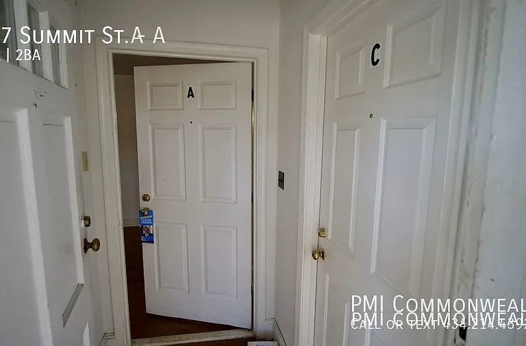 107 Summit St #A — Photo 5