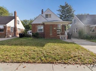 7678 W Pkwy, Redford, MI 48239