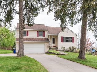 6054 Meridian Dr, Erie, PA 16509