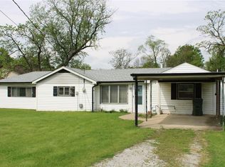 2509 Williams St, Maryville, IL