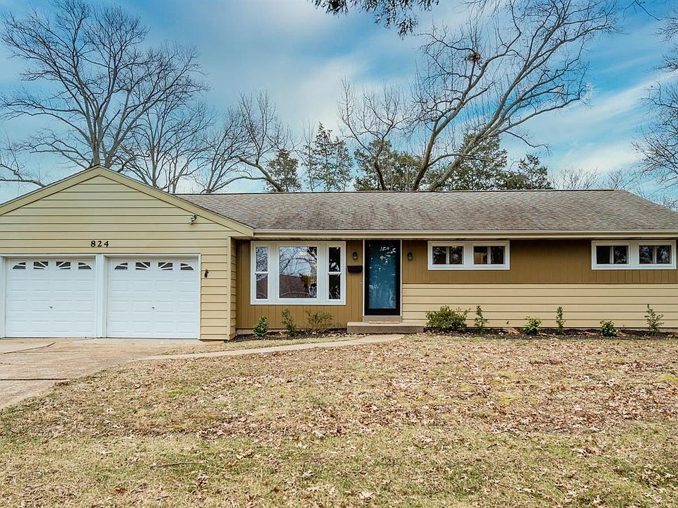 1st image of 824 Arminda Ave