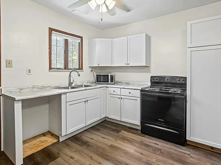 1409 N Charles St #1411 — Photo 3