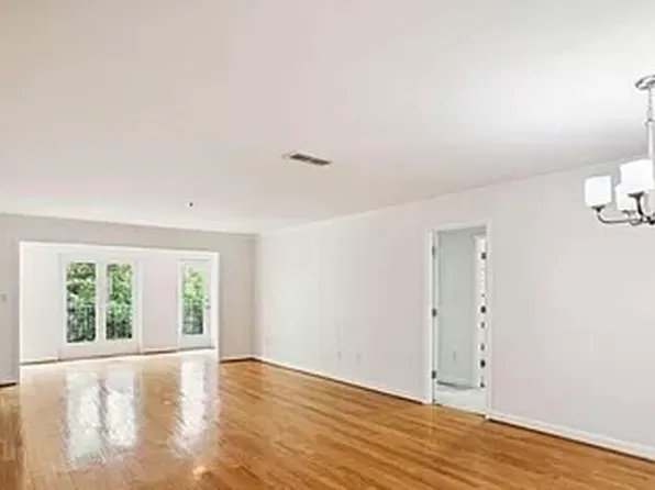 3203 Lenox Rd NE, Atlanta, GA 30324